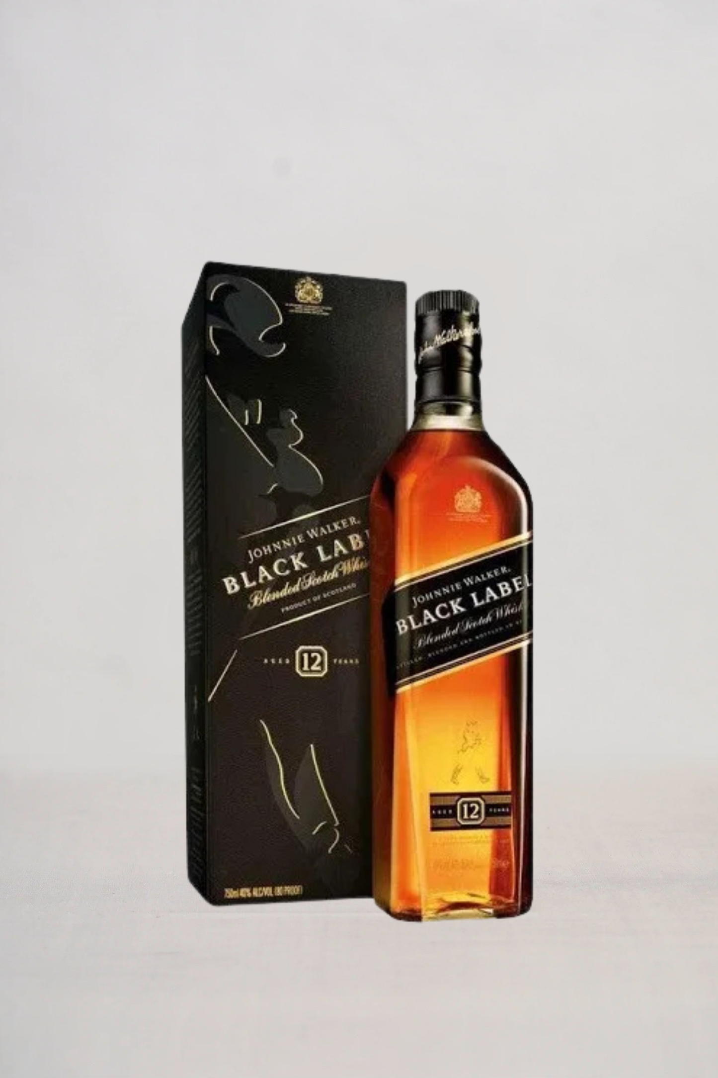 Whisky Johnnie Walker Black label 0.7 l + Estuche caja